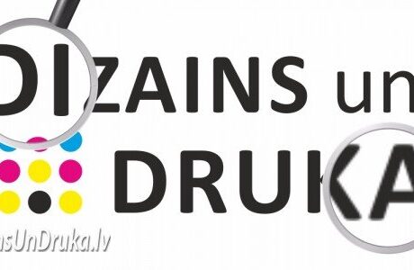 Vektoru failu asums salīdzinājumā ar pikseļainu tekstu zem palielināmā stikla